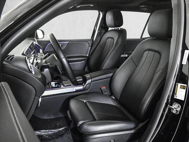 Used 2023 Mercedes-Benz GLB 250 4MATIC image 18