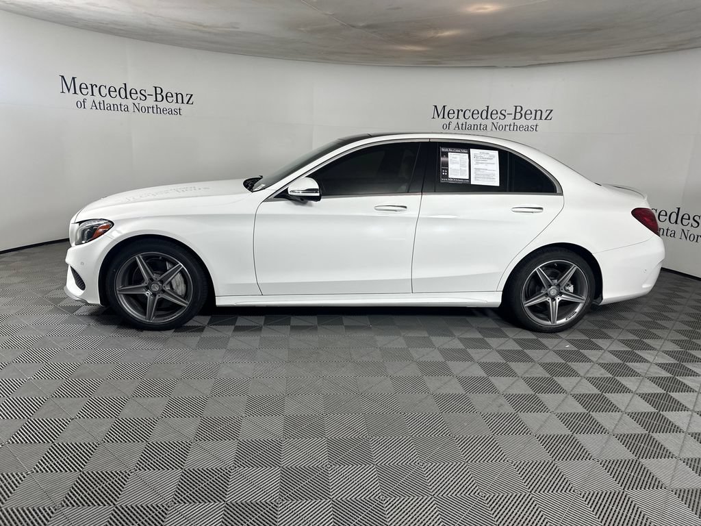 Used 2017 Mercedes-Benz C 300 4MATIC Sedan image 4