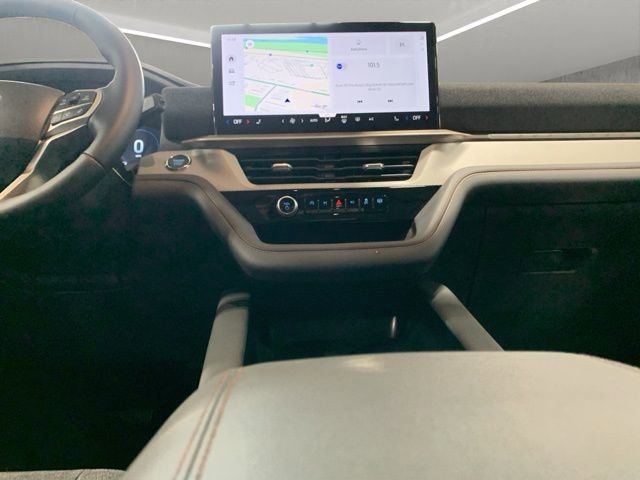 New 2026 Ford Explorer Active image 9