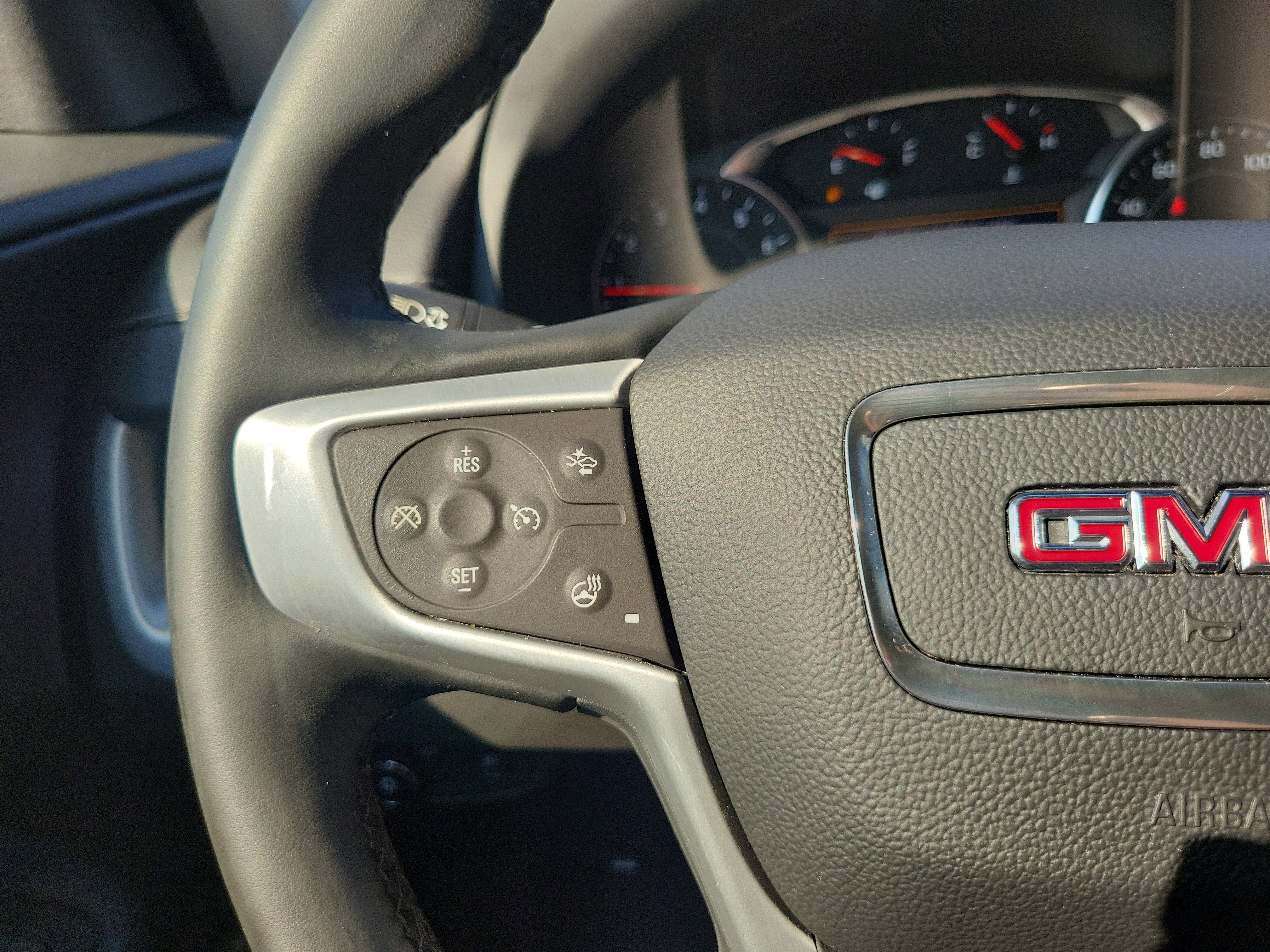 Used 2023 GMC Terrain SLT image 20