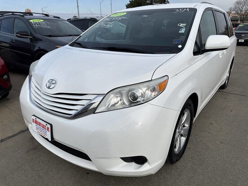 Used 2017 Toyota Sienna LE