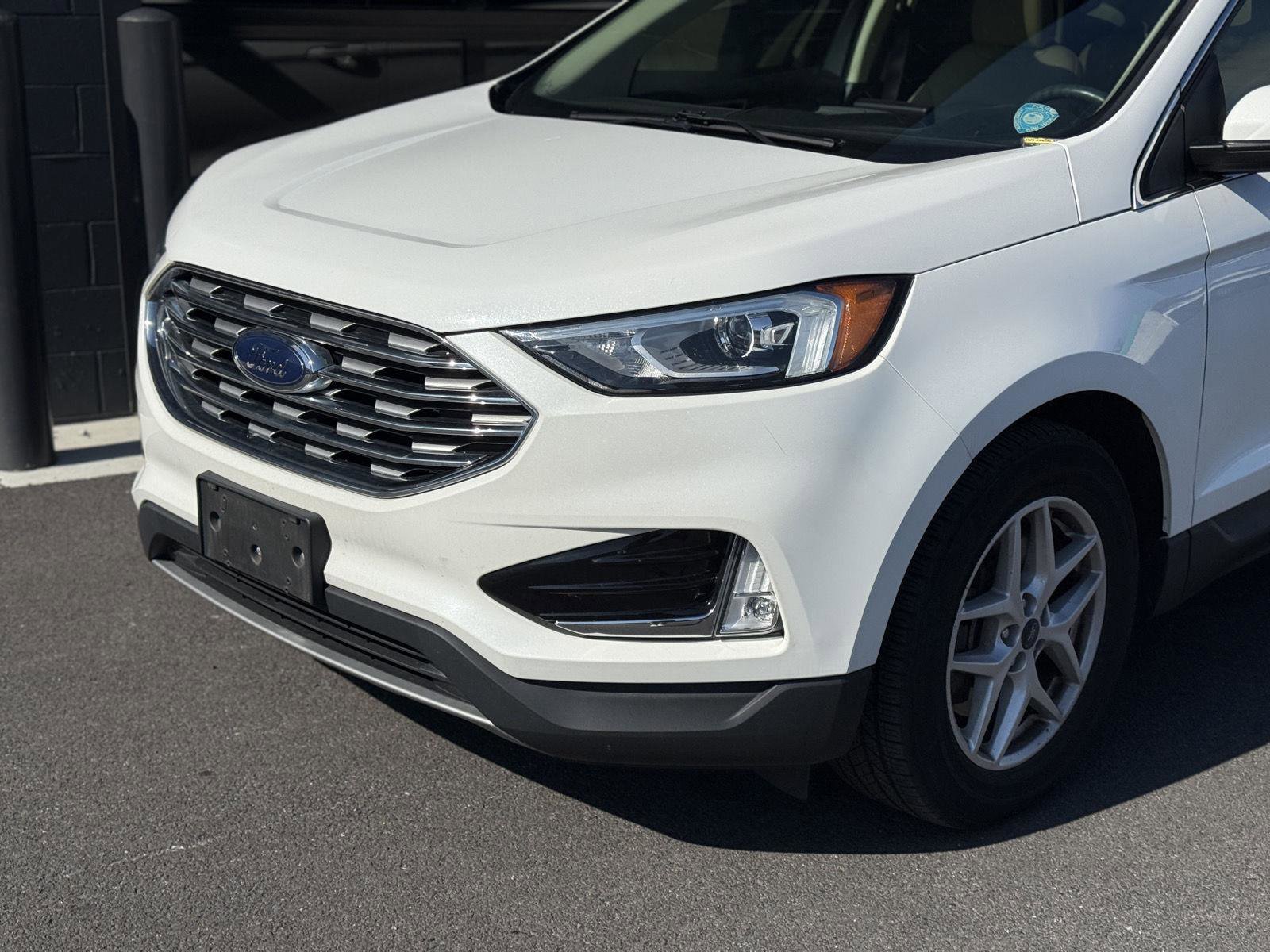 Used 2021 Ford Edge SEL w/ Convenience Package image 6