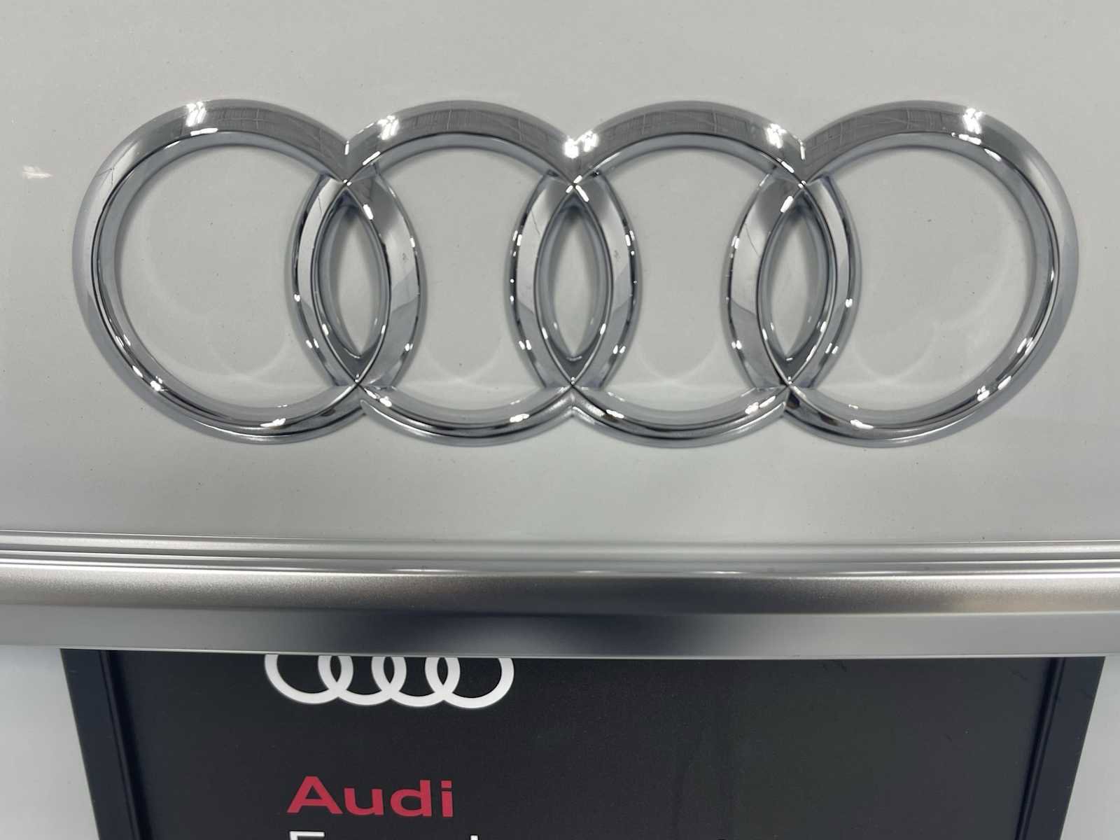 Used 2024 Audi Q5 2.0T Premium image 11