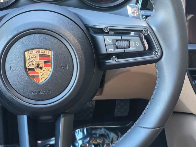Used 2025 Porsche Macan image 19