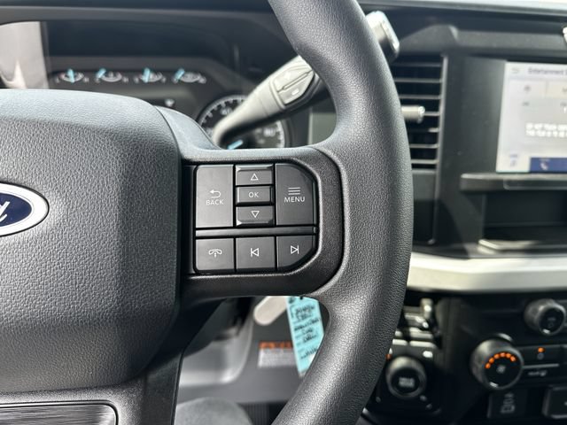 New 2026 Ford F550 4x4 Crew Cab image 27
