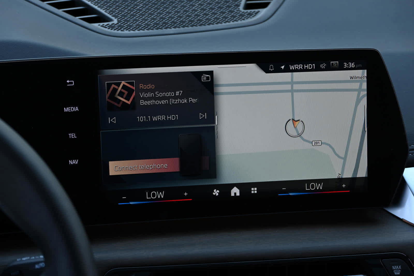 Used 2024 BMW X1 xDrive28i w/ Premium Package image 5