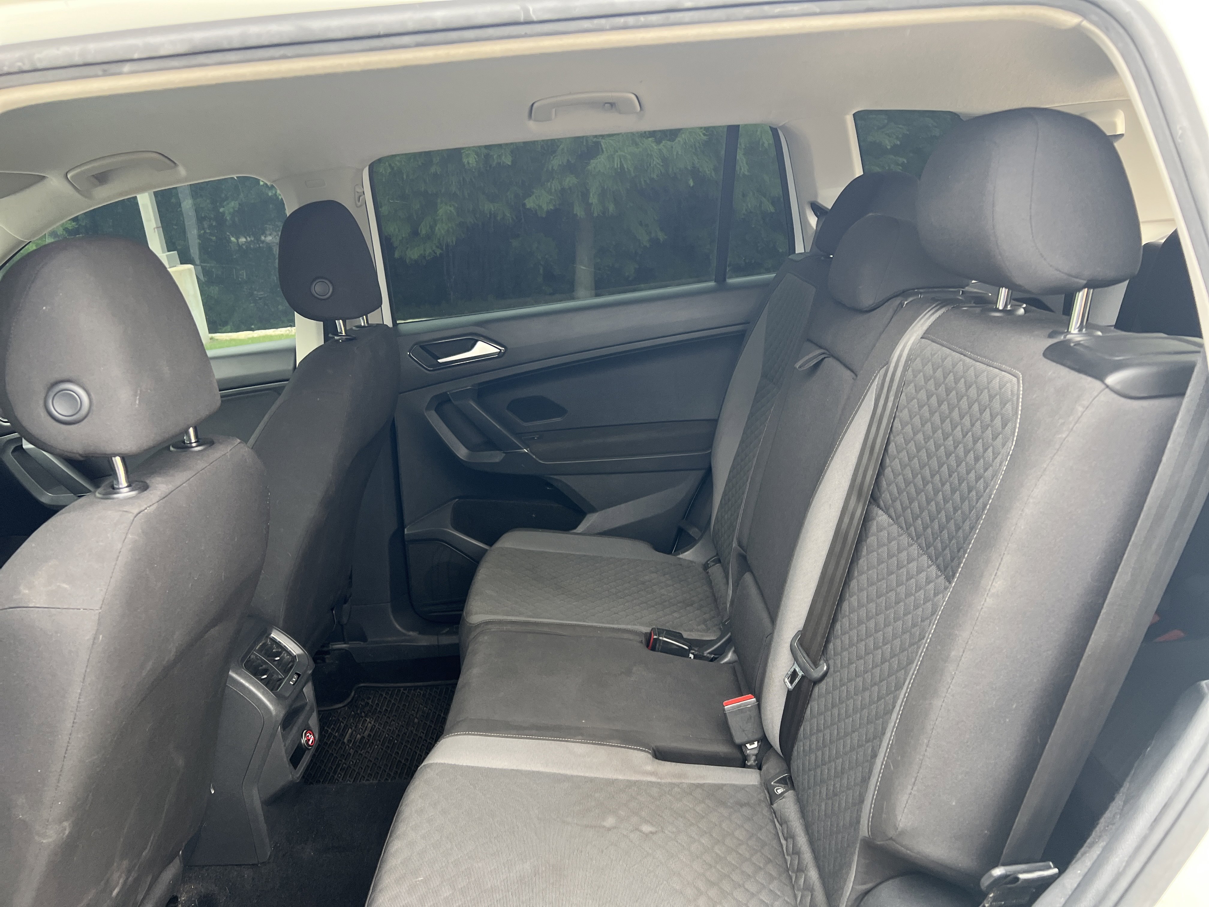 Used 2018 Volkswagen Tiguan S FWD image 27