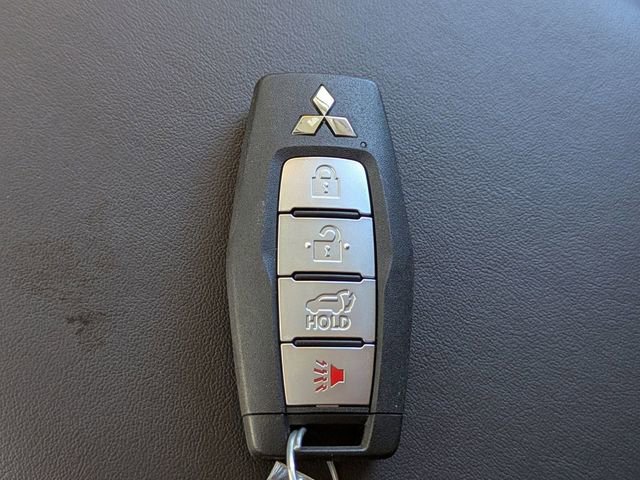 New 2026 Mitsubishi Outlander SE FWD image 35