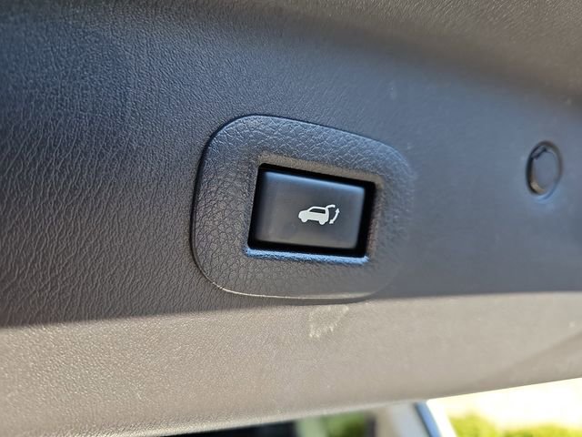 Used 2020 Nissan Armada SL w/ Premium Package image 14