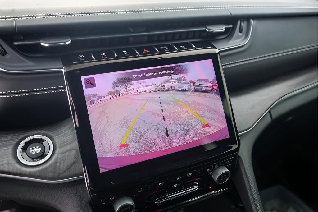 Used 2022 Jeep Grand Cherokee Overland image 20