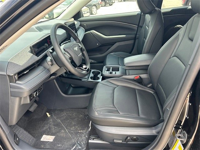 New 2025 Ford Mustang Mach-E Premium image 20