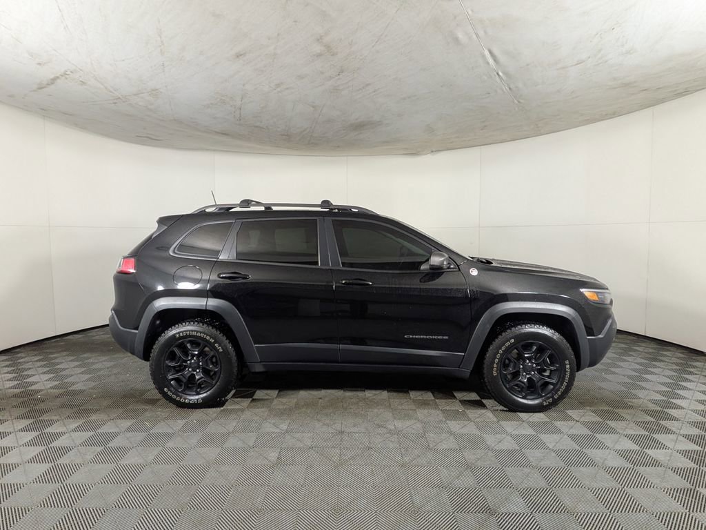 Used 2020 Jeep Cherokee Trailhawk w/ Cold Weather Group image 6