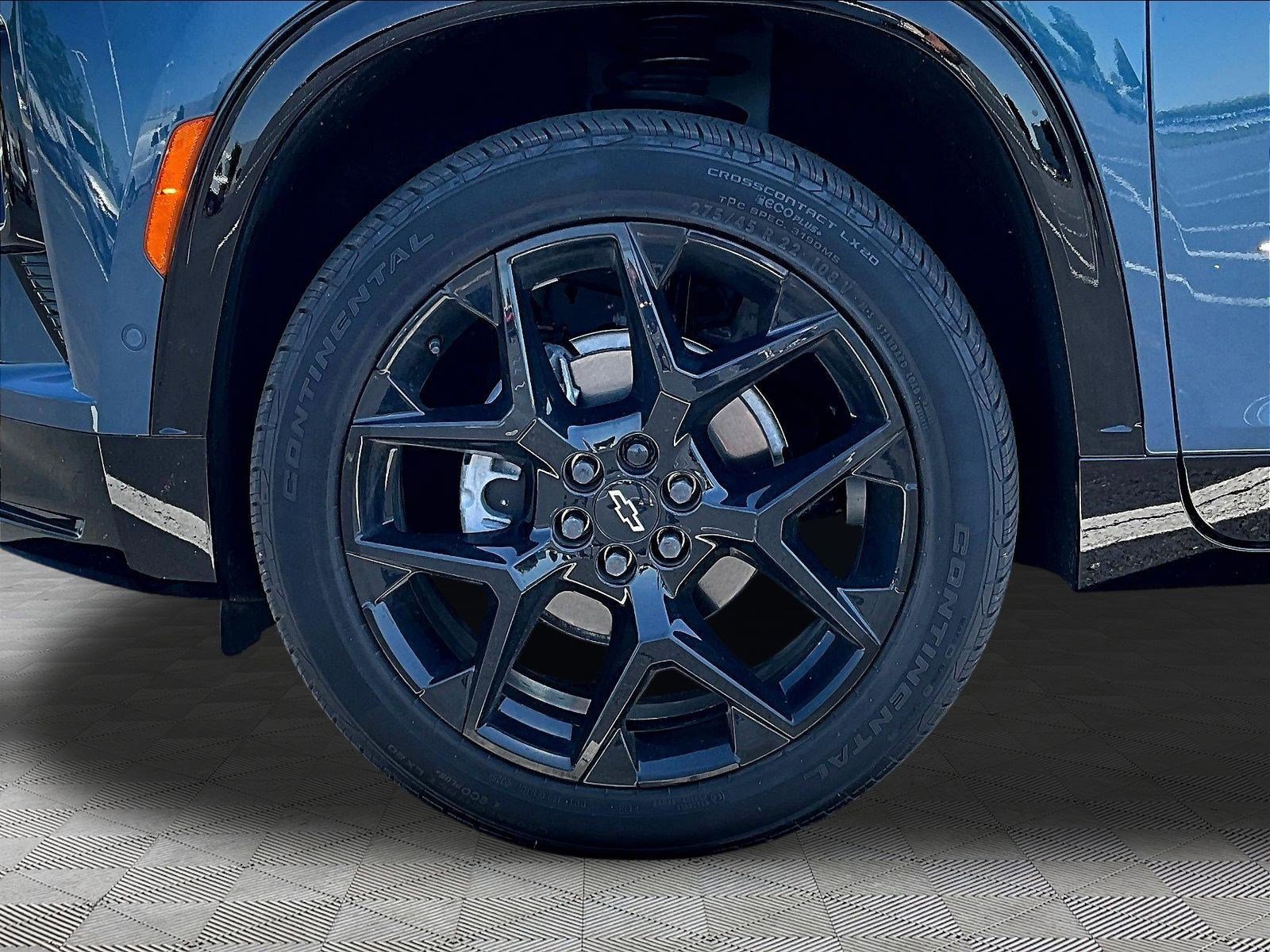 Used 2026 Chevrolet Traverse RS w/ LPO, Floor Liner Package AWD/4WD image 35