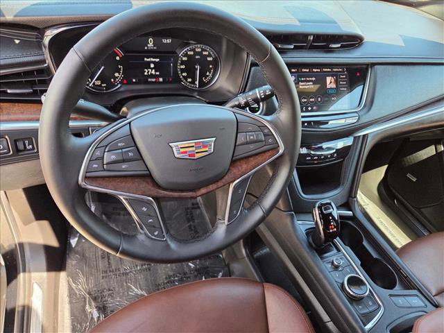 Used 2021 Cadillac XT5 Premium Luxury AWD/4WD image 10