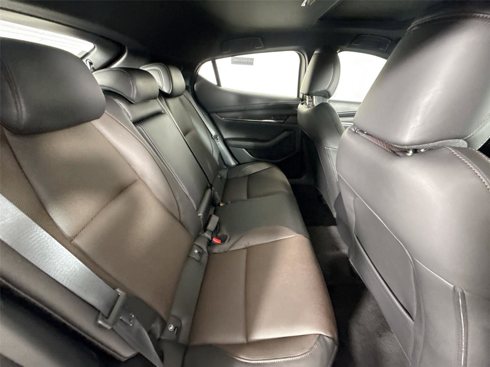 New 2026 MAZDA MAZDA3 2.5 S Hatchback w/ Premium Pkg image 39