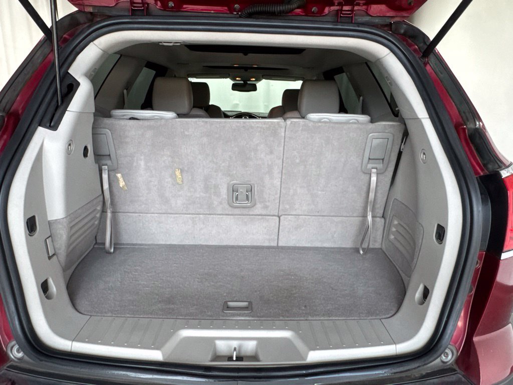 Used 2011 Buick Enclave CXL w/ Trailering Provision Package FWD image 13