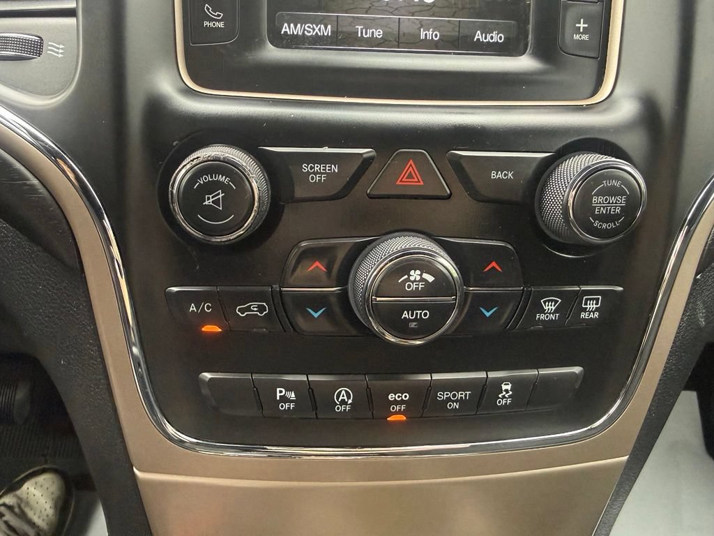 Used 2017 Jeep Grand Cherokee Laredo w/ Quick Order Package 23E AWD/4WD image 23