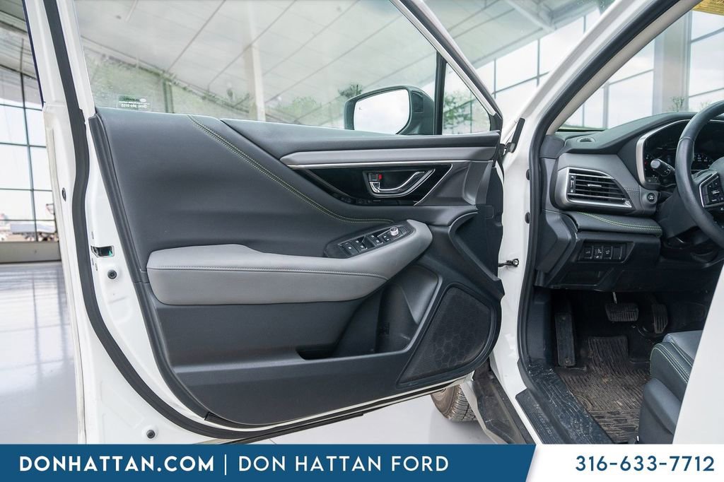 Used 2020 Subaru Outback Onyx Edition XT AWD/4WD image 16