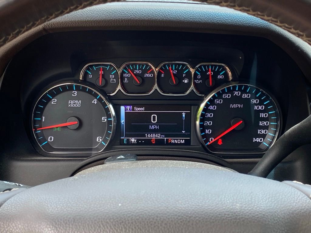 Used 2015 Chevrolet Suburban LTZ AWD/4WD image 13