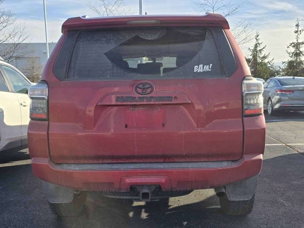 Used 2015 Toyota 4Runner SR5 image 6