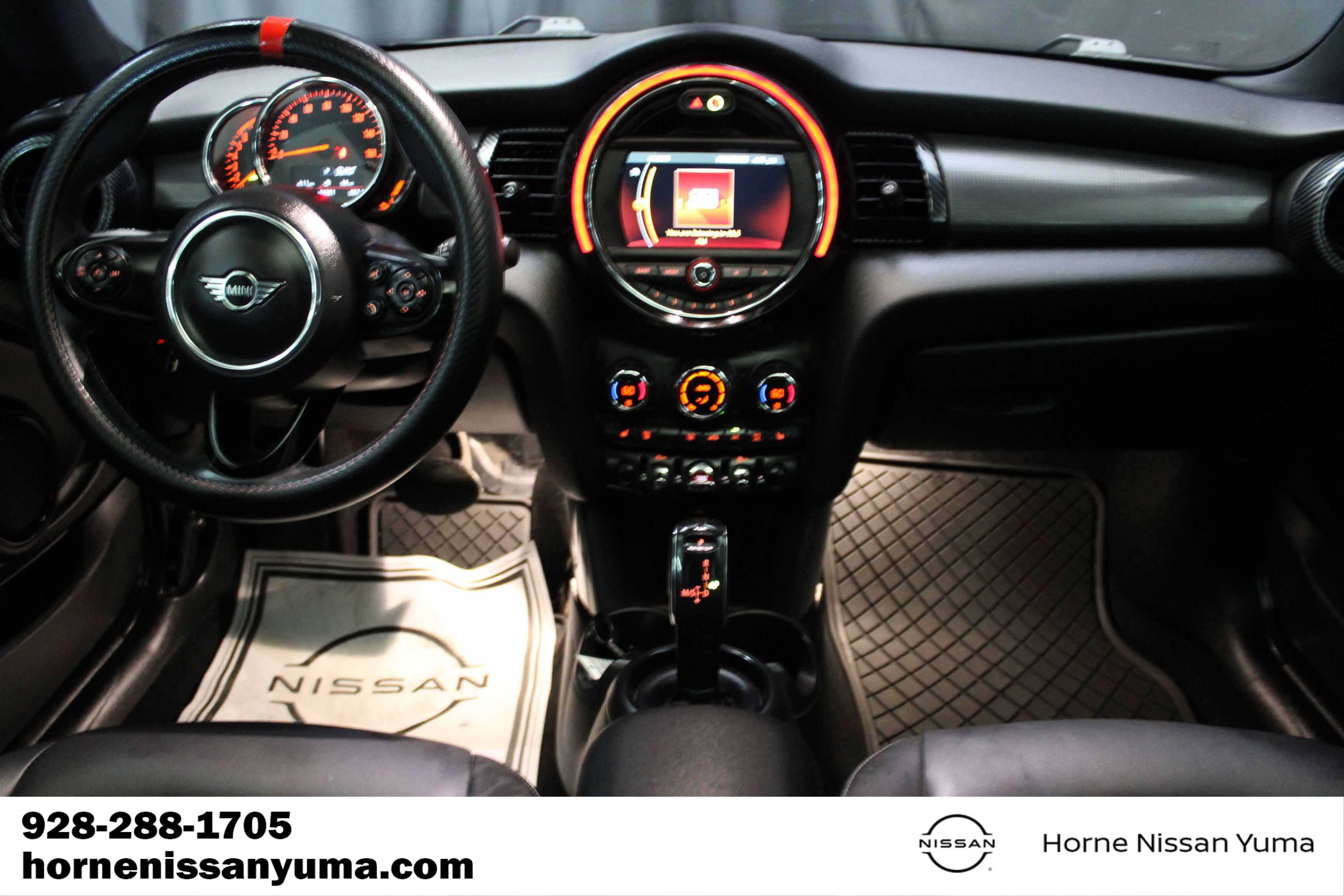 Used 2021 MINI Cooper 2-Door Hardtop FWD image 11