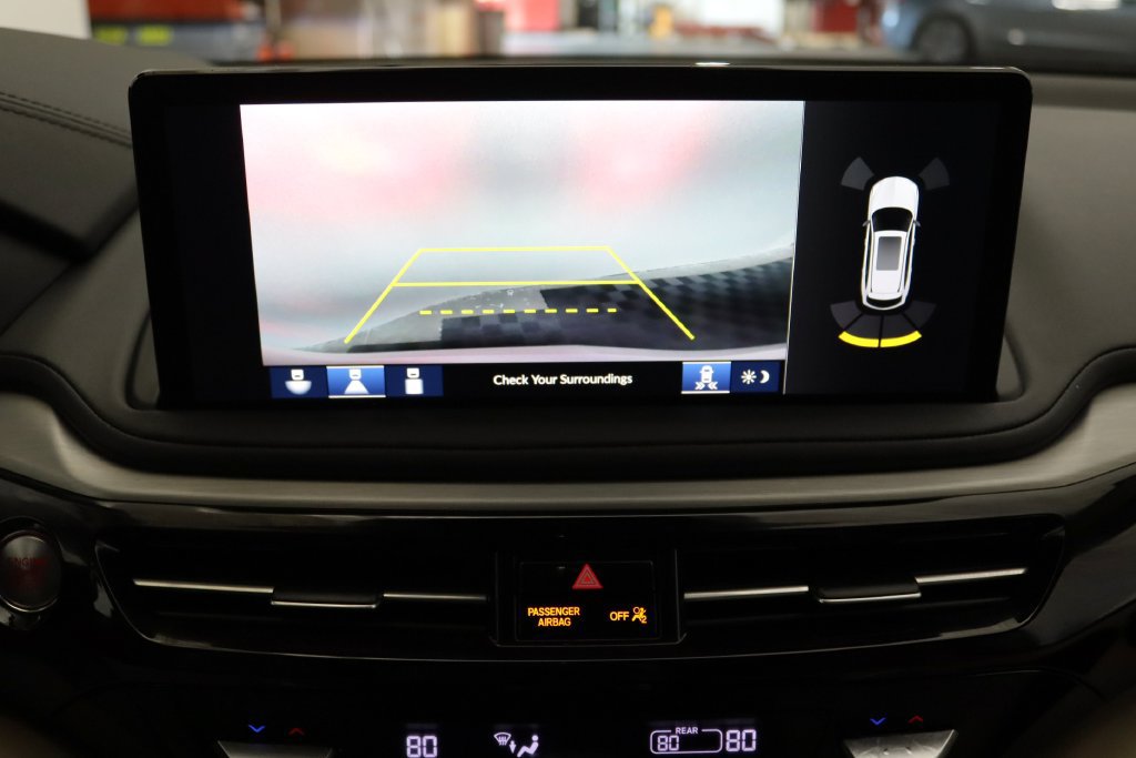 Certified 2025 Acura MDX w/ Technology Package AWD/4WD image 24