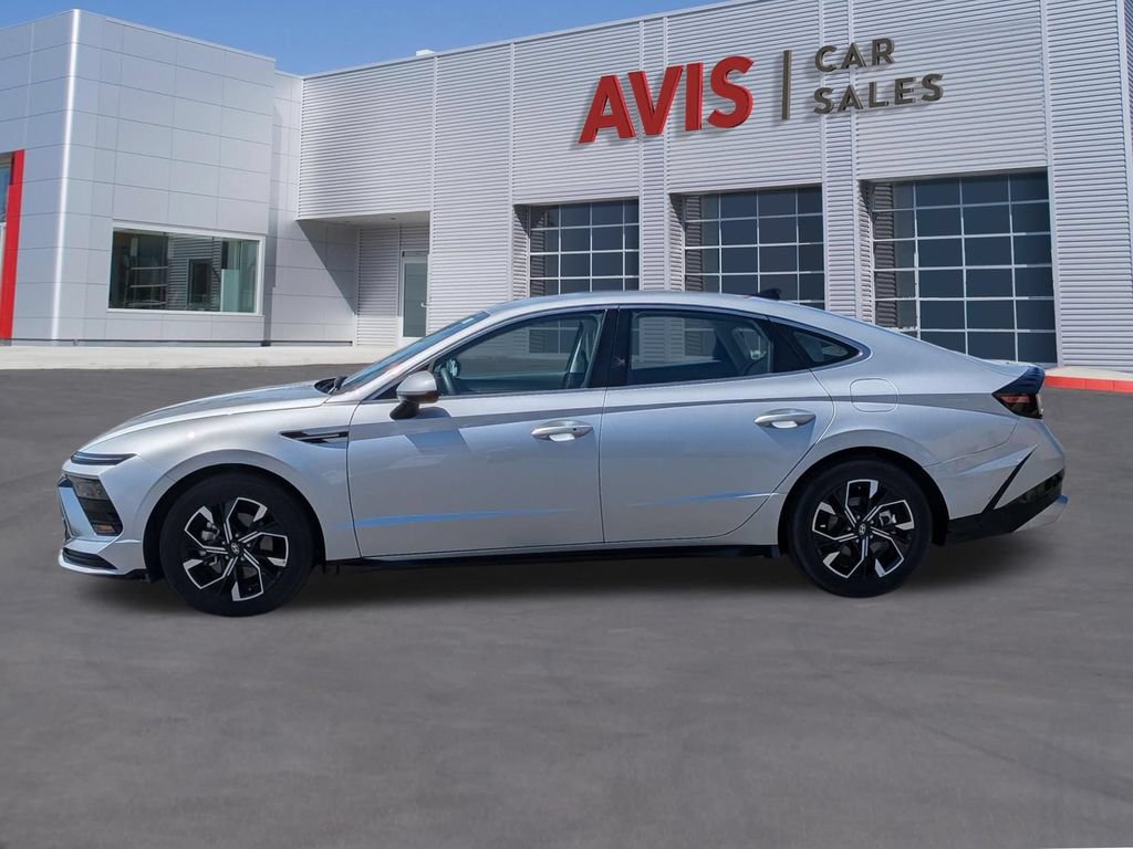 Used 2025 Hyundai Sonata SEL FWD image 10