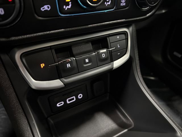 Certified 2024 GMC Terrain SLT w/ Infotainment Package II image 30