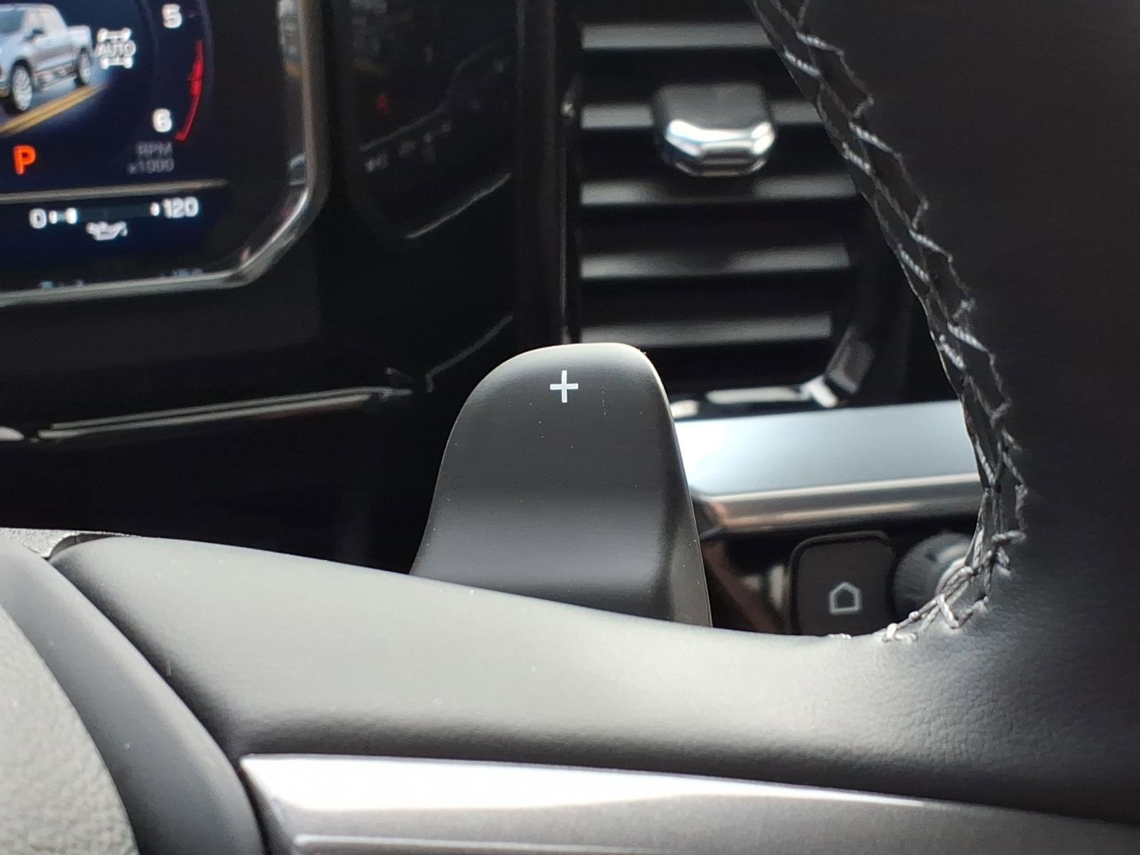 Used 2025 Chevrolet Silverado 1500 High Country w/ Z71 Off-Road Package AWD/4WD image 28