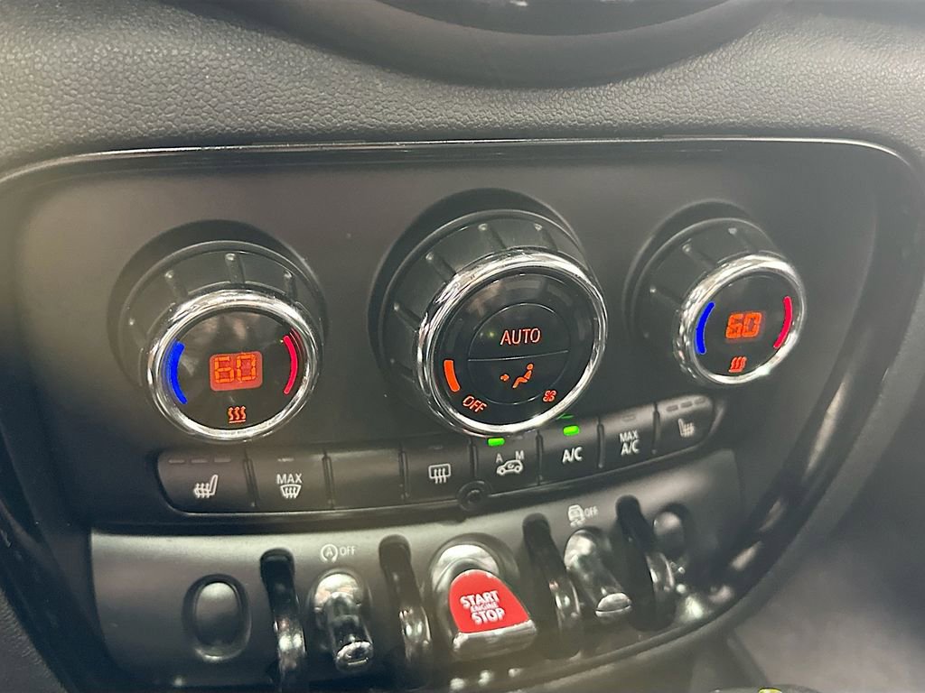 Used 2017 MINI Cooper Clubman ALL4 w/ Premium Package image 15