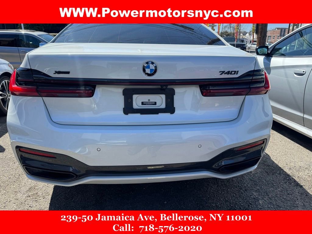 Used 2020 BMW 740i xDrive w/ M Sport Package image 8