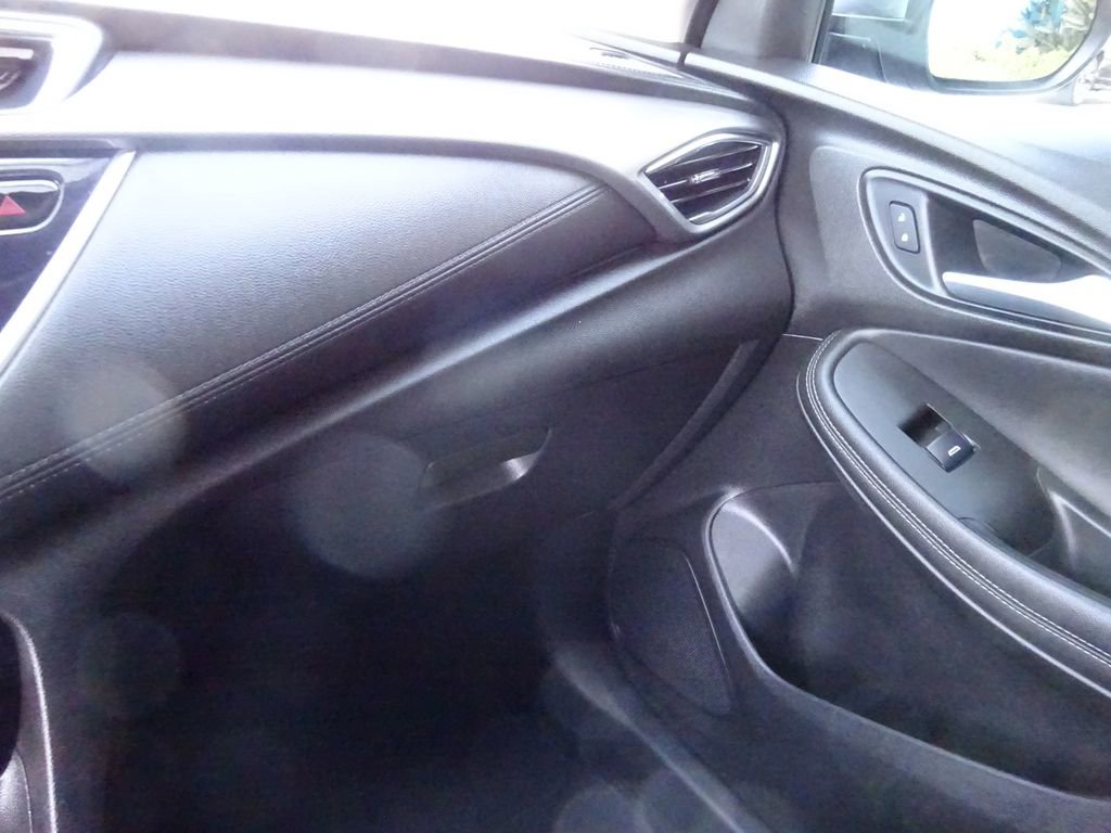 Used 2020 Buick Encore GX Preferred w/ Sport Touring Package image 31