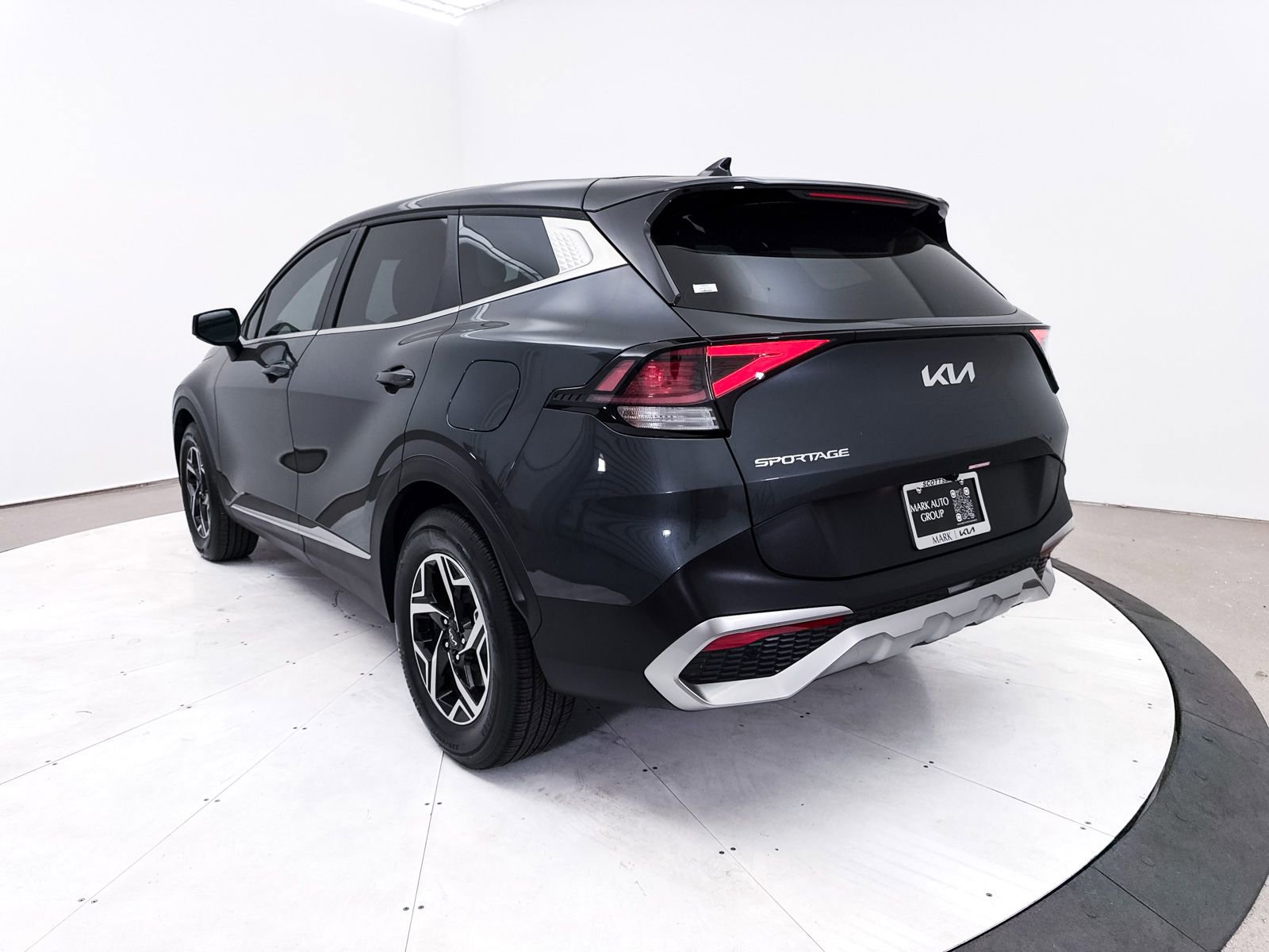 Certified 2024 Kia Sportage LX FWD image 16