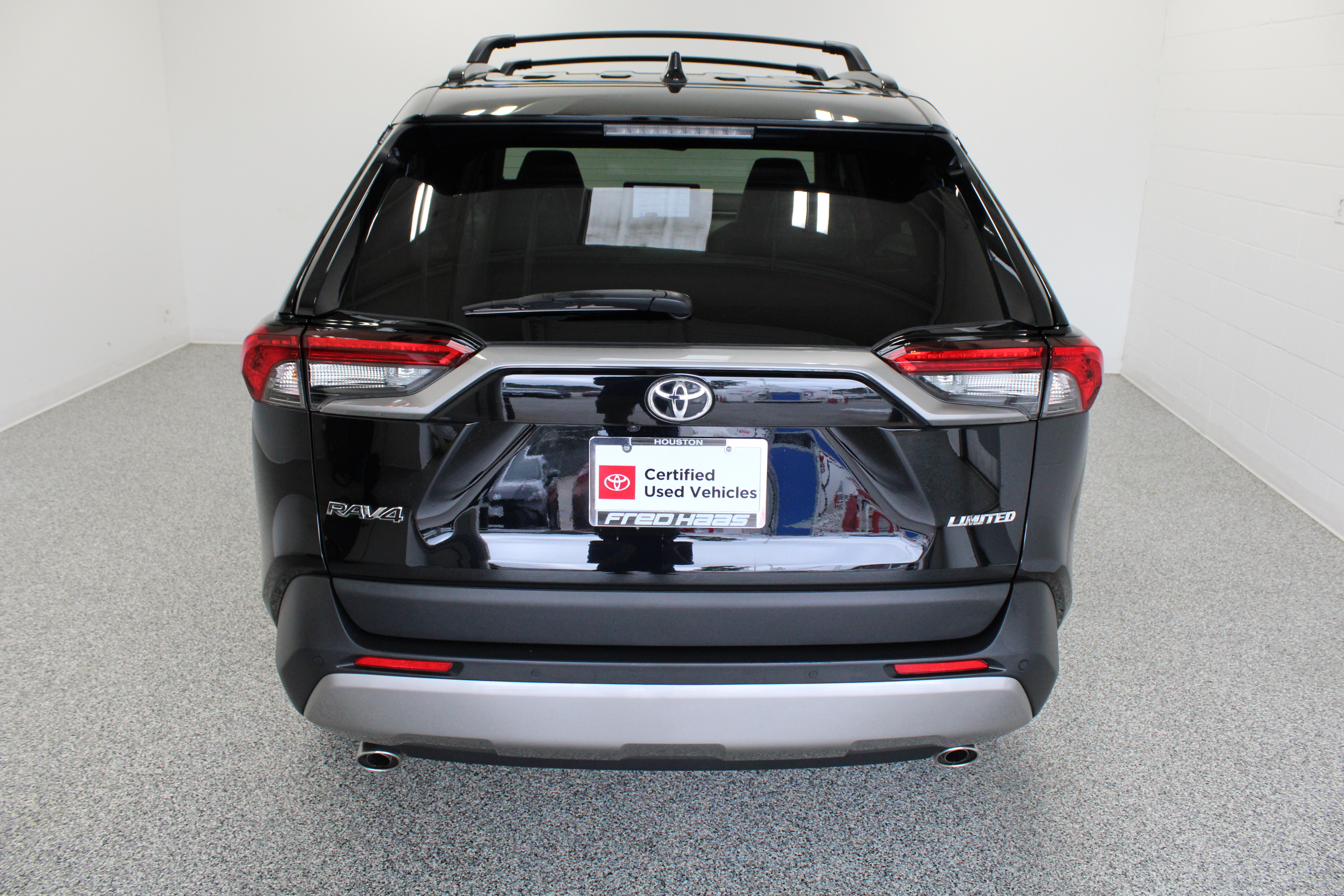 Certified 2025 Toyota RAV4 Limited FWD image 8
