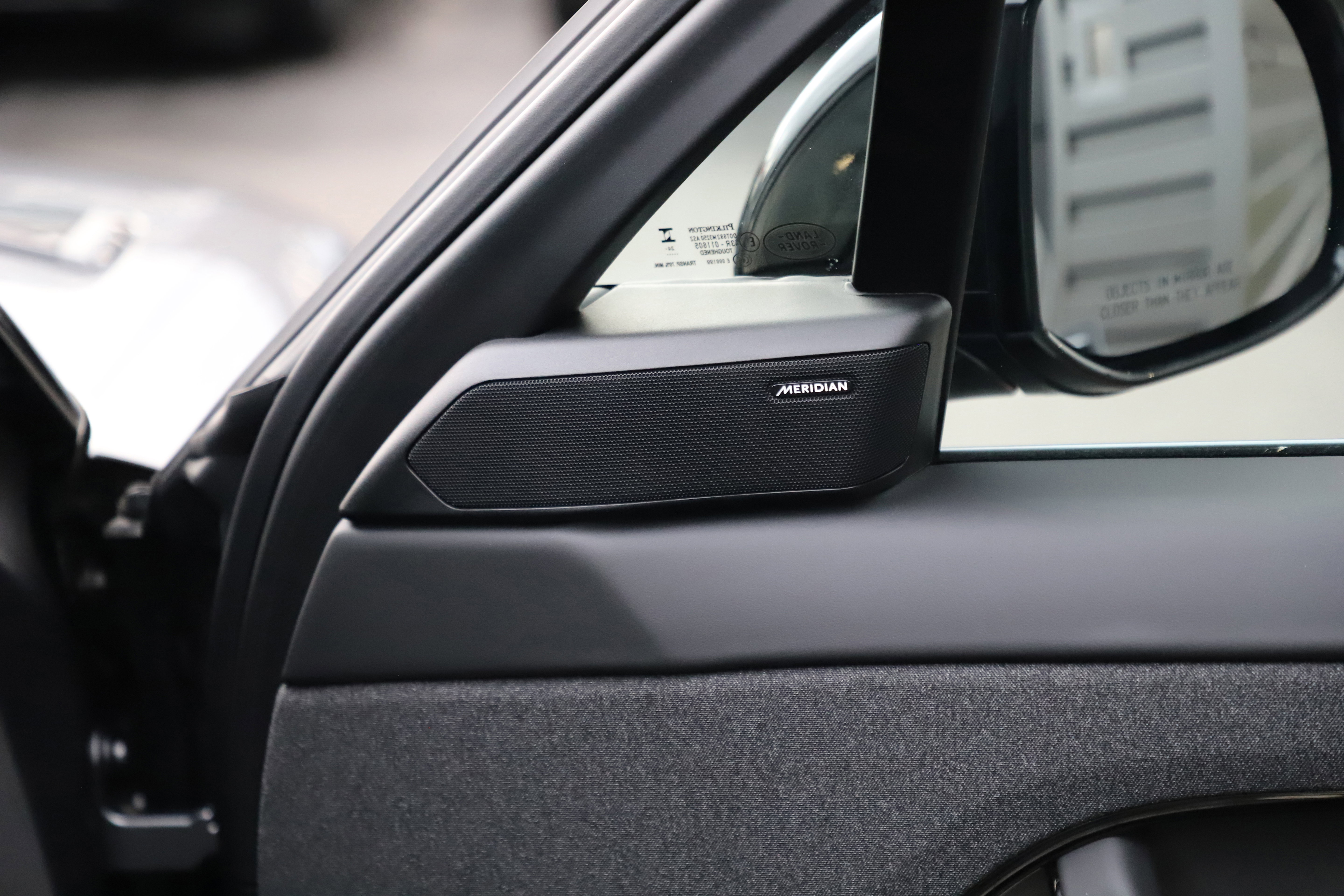 Certified 2025 Land Rover Range Rover Sport image 12