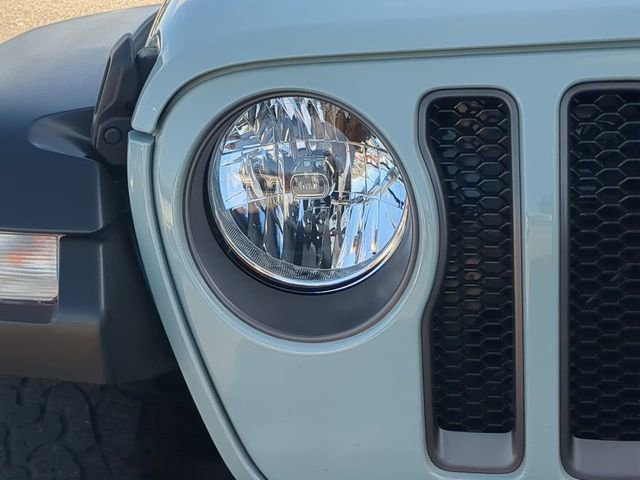 Used 2023 Jeep Wrangler Unlimited Rubicon w/ Cold Weather Group AWD/4WD image 10