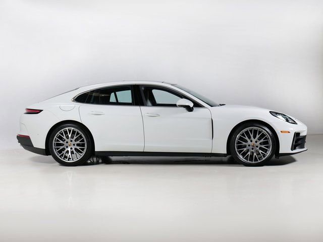 New 2025 Porsche Panamera 4 image 8