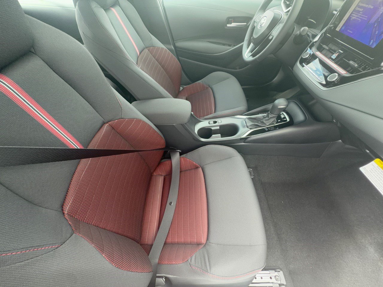 New 2027 Toyota Corolla SE FWD image 31