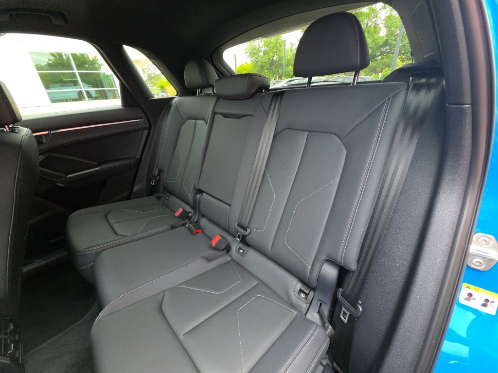 Used 2023 Audi Q3 2.0T Premium Plus w/ Premium Plus Package AWD/4WD image 23