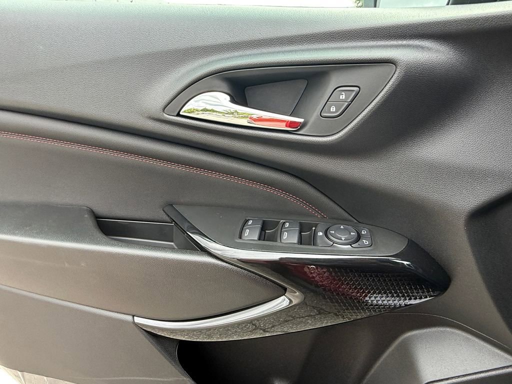 New 2026 Chevrolet Trax RS FWD image 11