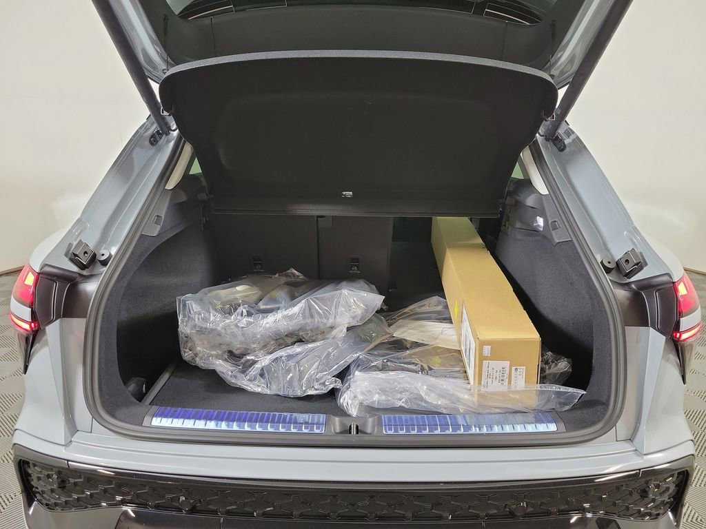 New 2026 Audi Q3 quattro 2.0T image 9