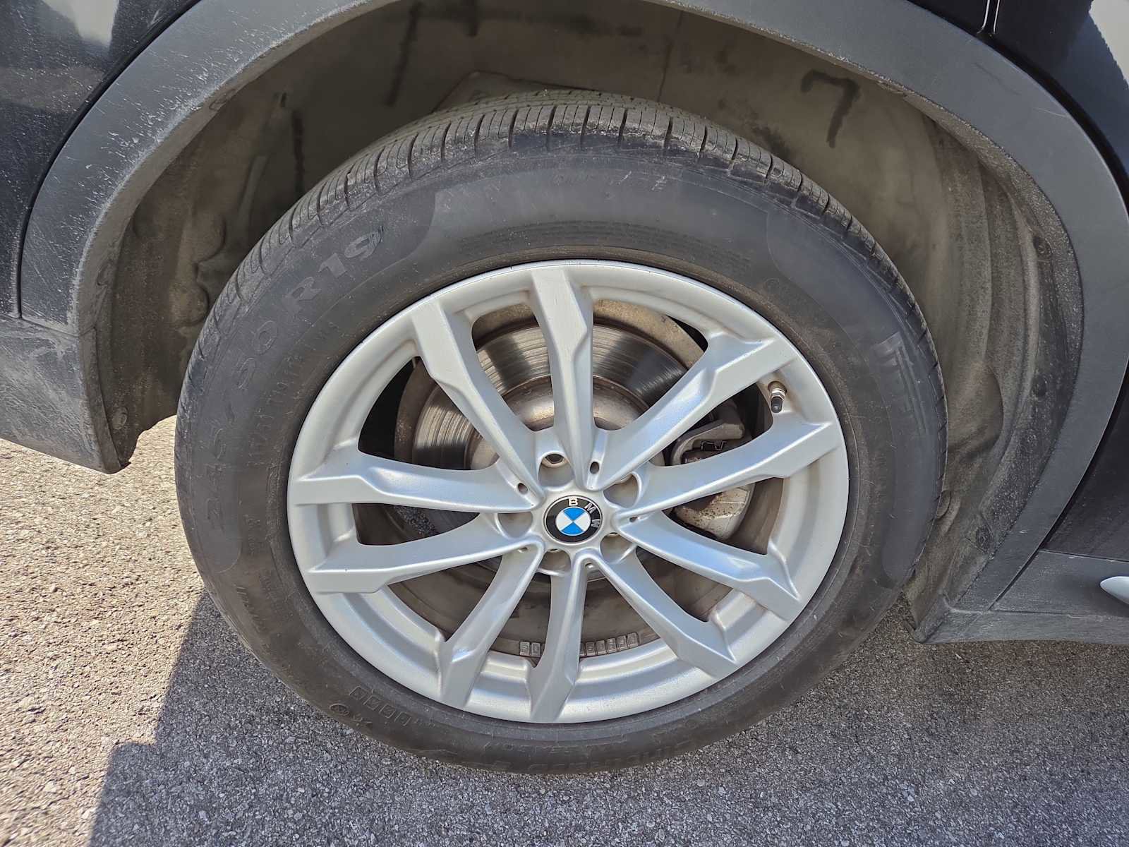 Used 2023 BMW X3 xDrive30i image 3