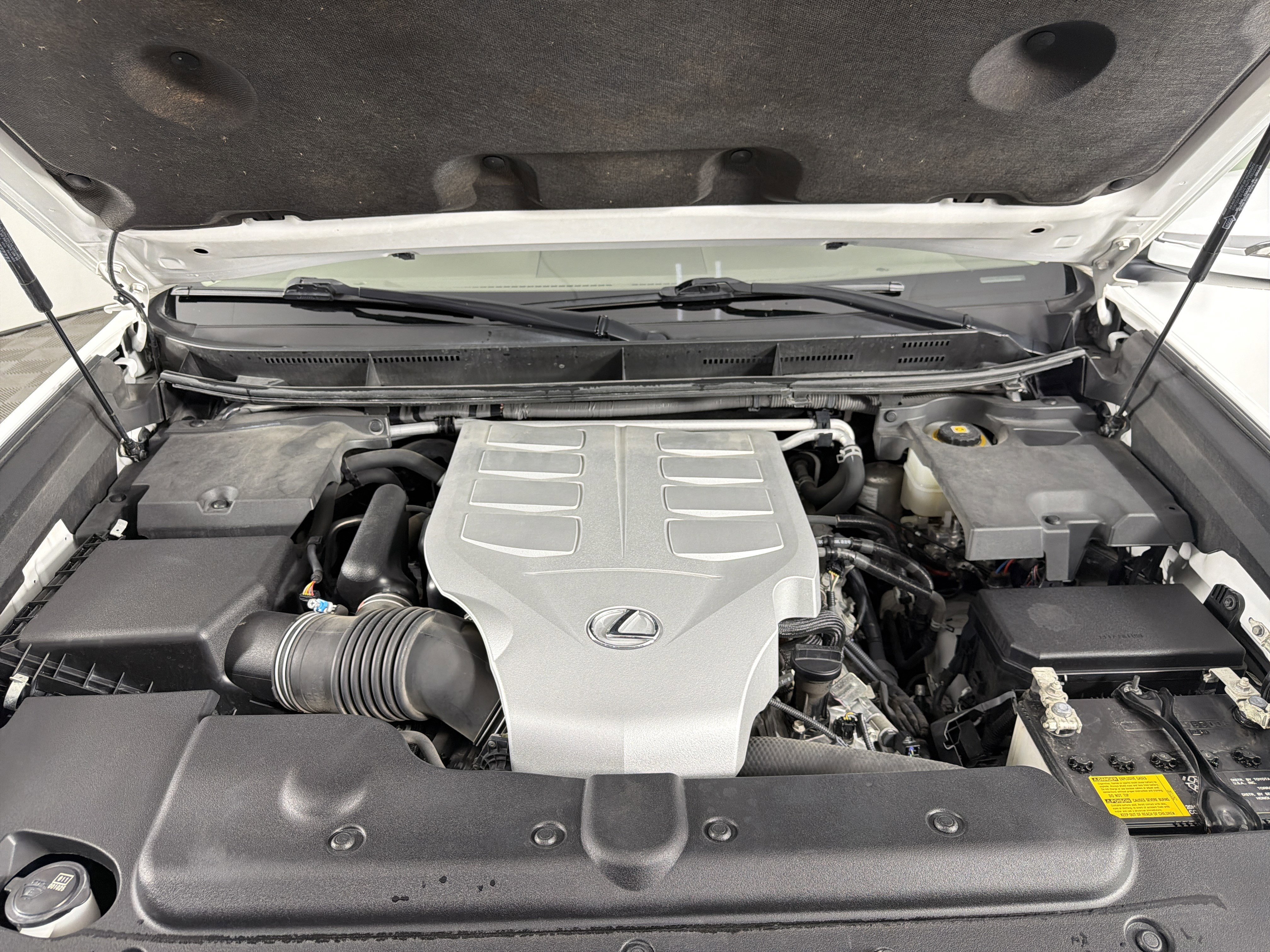 Used 2019 Lexus GX 460 Luxury w/ Sport Design Package AWD/4WD image 33