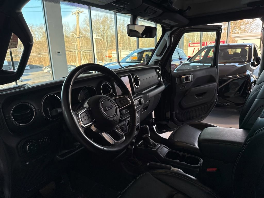 Used 2022 Jeep Wrangler Unlimited Sahara w/ Cold Weather Group image 22