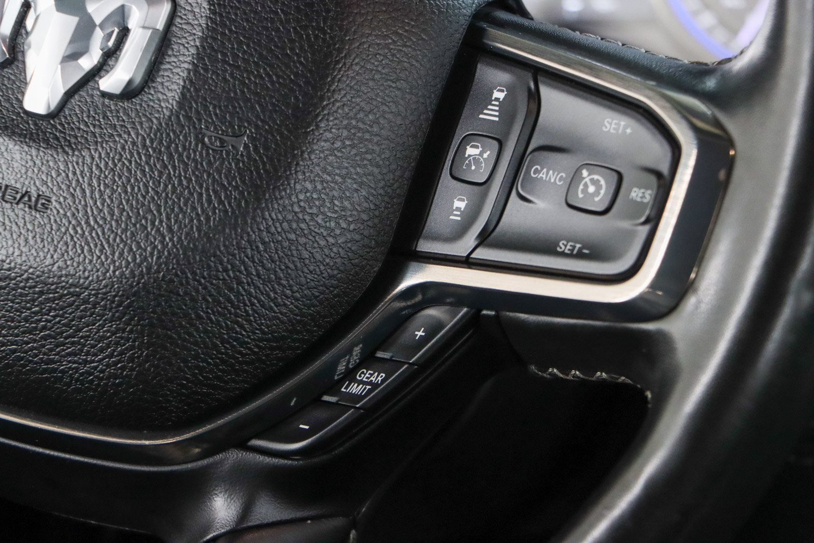 Used 2021 RAM 1500 Limited AWD/4WD image 15