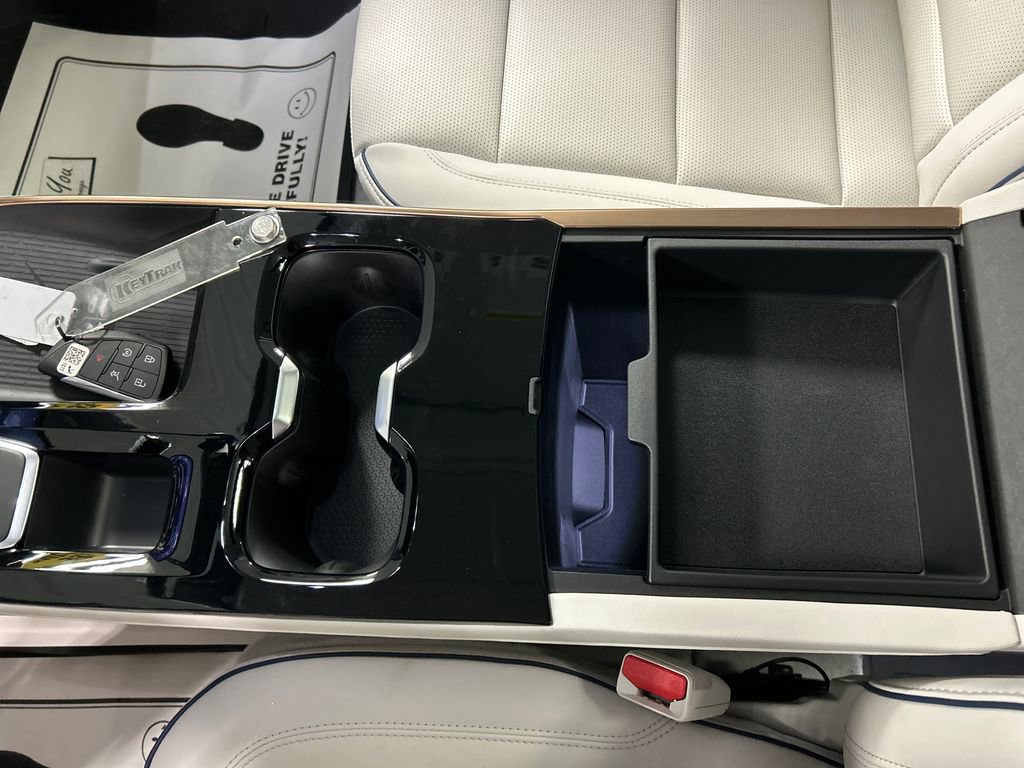 New 2026 Buick Enclave Avenir w/ Super Cruise Package image 19