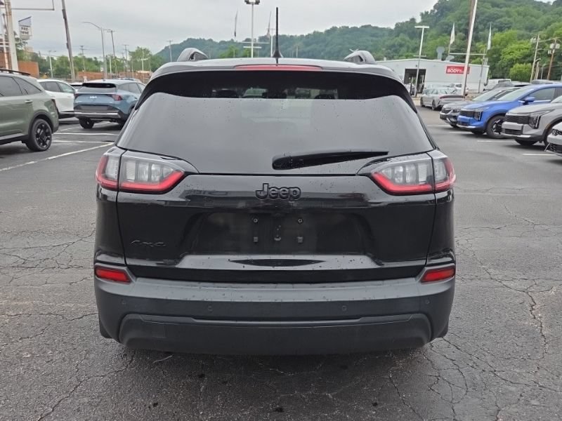 Used 2023 Jeep Cherokee Altitude Lux AWD/4WD image 6