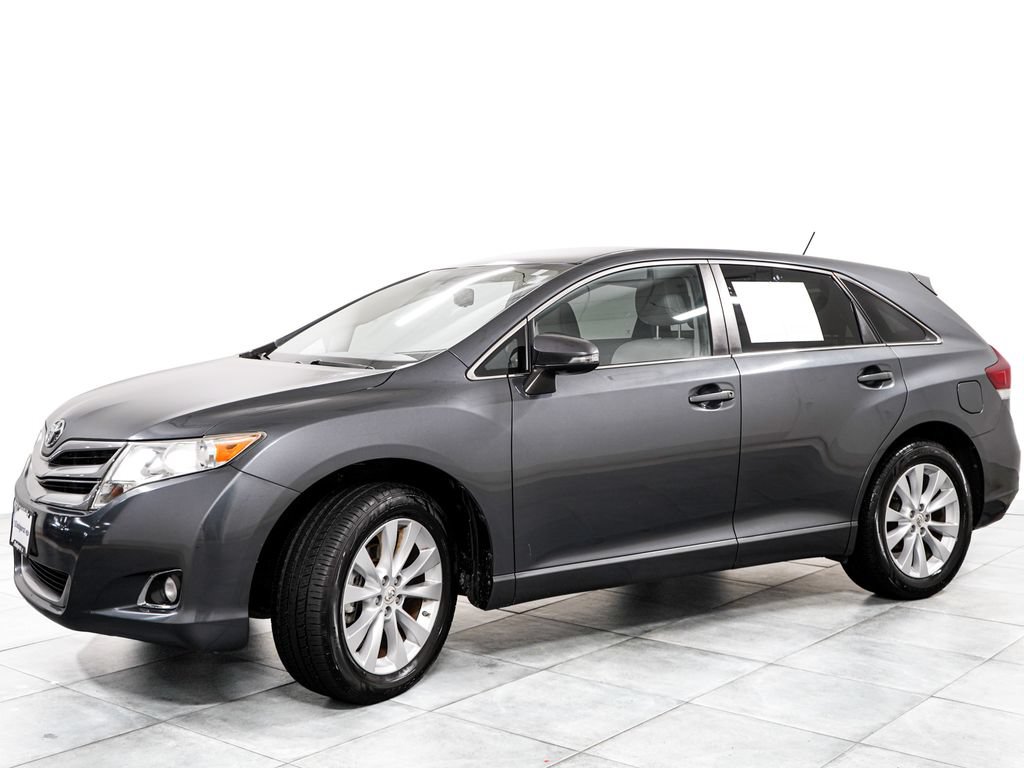 Used 2013 Toyota Venza LE FWD image 4