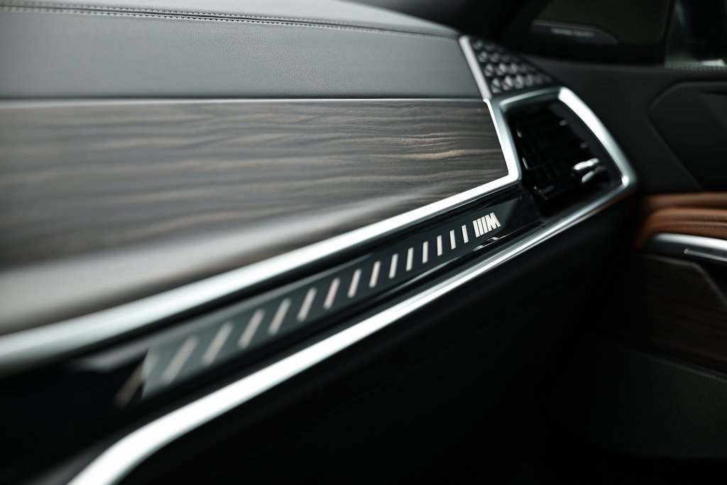 New 2026 BMW X6 M60i w/ Executive Package image 42