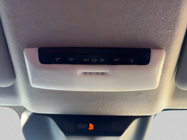 Certified 2025 Nissan Kicks S AWD/4WD image 23